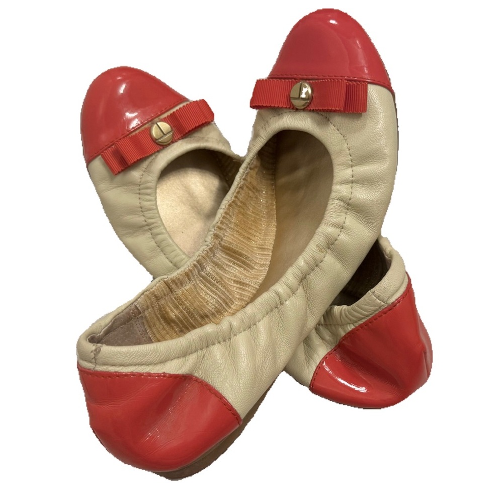 Tahari Gibson Leather Red and Eggshell or Creme Ballet Flat Shoes 🥿 ❤️
